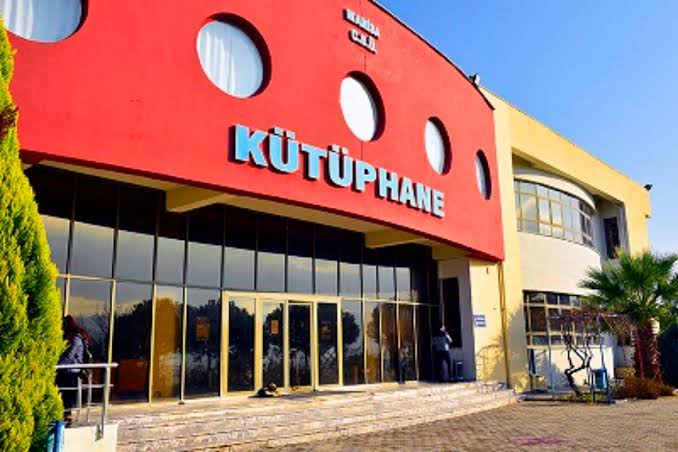 Manisa Celal Bayar Üniversitesi Merkez Kütüphane Binası